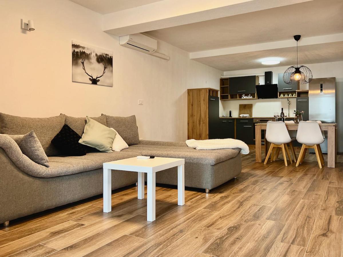 Apartment Zen Zgornje Skofije Exteriör bild