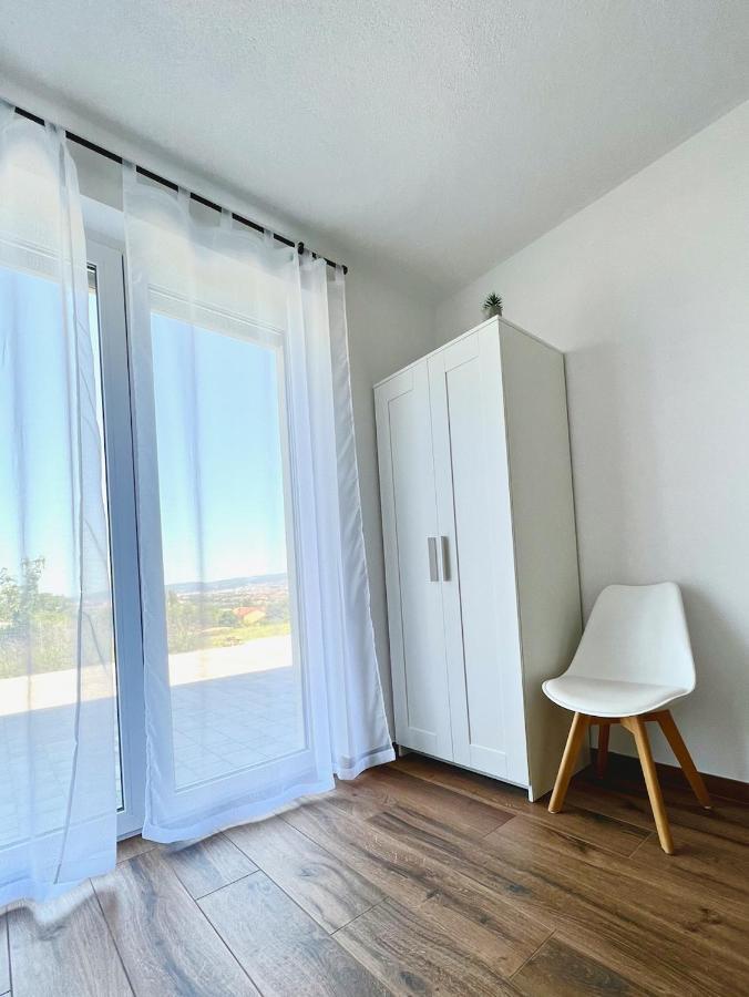Apartment Zen Zgornje Skofije Exteriör bild